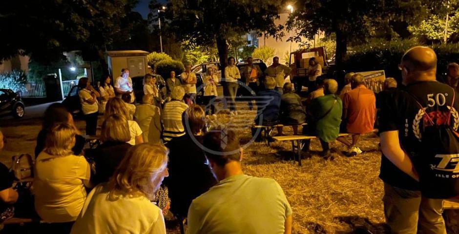 Ugolini e i candidati di Progetto Comune incontrano i cittadini di Cerasolo Ugolini e i candidati di Progetto Comune incontrano i cittadini di Cerasolo