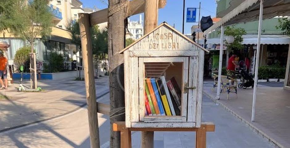 A Viserbella due case dei libri: idea della cooperativa Pixel e della Pro Loco A Viserbella due case dei libri: idea della cooperativa Pixel e della Pro Loco