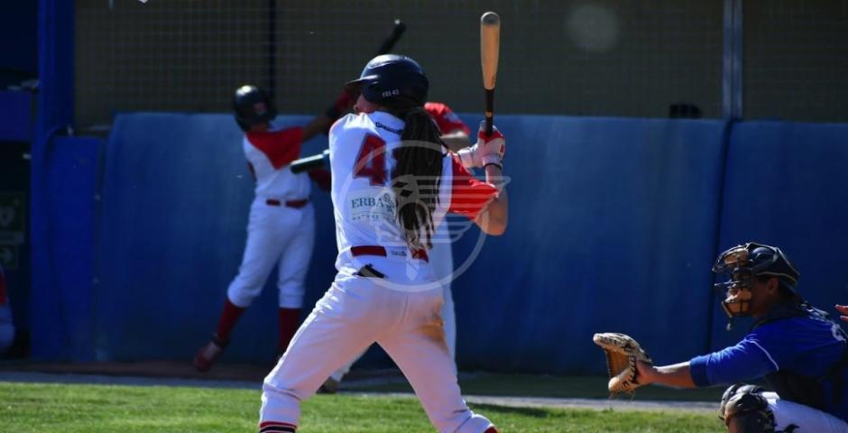 Baseball: la Mediolanum strappa una partita alla capolista Modena Baseball: la Mediolanum strappa una partita alla capolista Modena