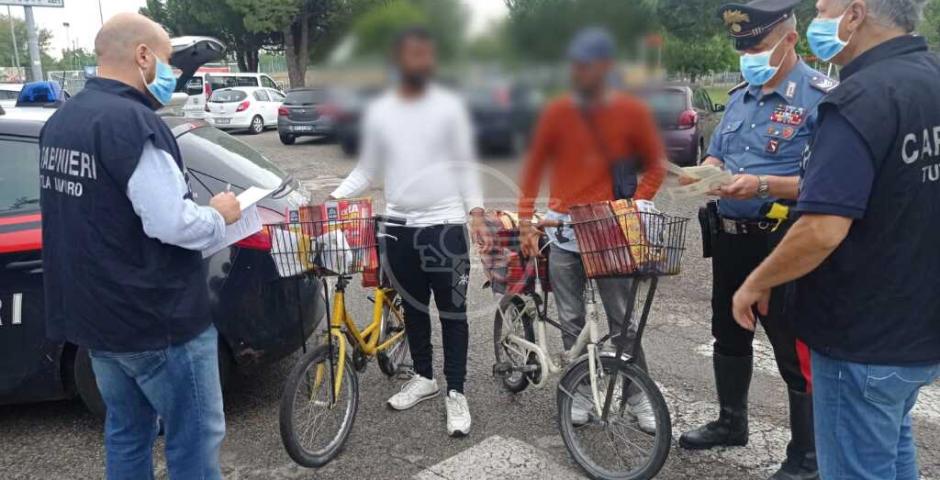 Stop delle Forze dell’Ordine dello sfruttamento dei lavoratori nel volantinaggio  Stop delle Forze dell’Ordine dello sfruttamento dei lavoratori nel volantinaggio