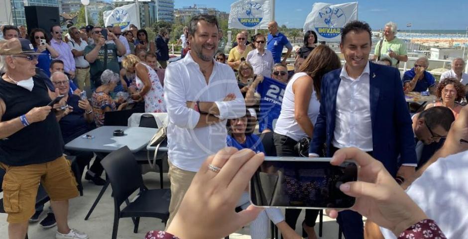 Morrone con Salvini al "Nettuno": "Siamo una buona squadra" Morrone con Salvini al "Nettuno": "Siamo una buona squadra"