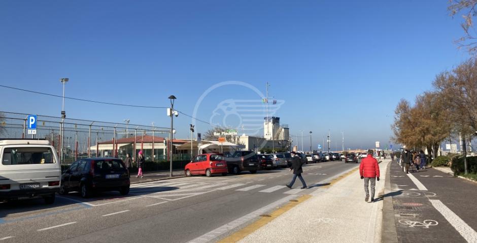 Renzi: "La riqualificazione dell’area Triangolone ancora lontana" Renzi: "La riqualificazione dell’area Triangolone ancora lontana"