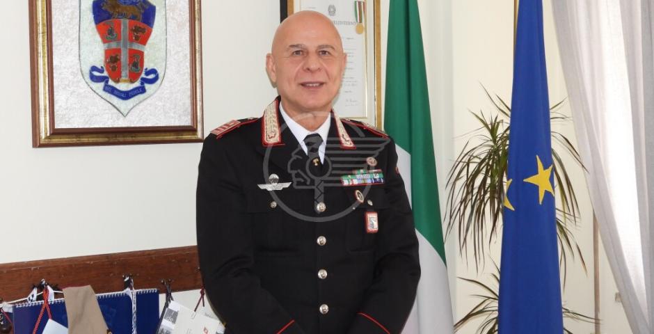 Un grande Carabiniere, il Luogotenente Nicola Travaglino, va in congedo per raggiunti limiti di età Un grande Carabiniere, il Luogotenente Nicola Travaglino, va in congedo per raggiunti limiti di età