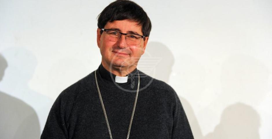 Diocesi di Rimini: dichiarazione del Vescovo Nicolò su Santo Padre, papa, papà e San Giuseppe Diocesi di Rimini: dichiarazione del Vescovo Nicolò su Santo Padre, papa, papà e San Giuseppe