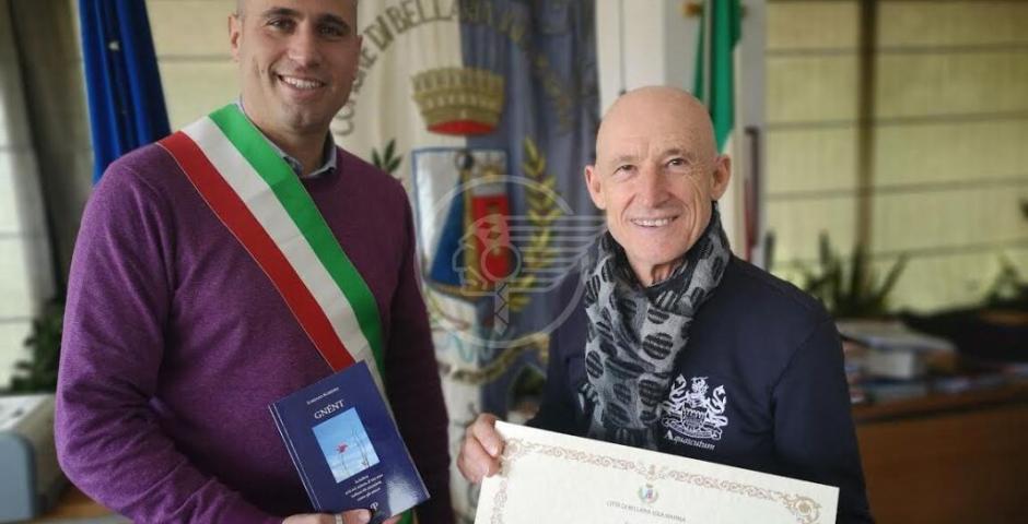 L'omaggio del Comune al poeta dialettale Lorenzo Scarponi L'omaggio del Comune al poeta dialettale Lorenzo Scarponi