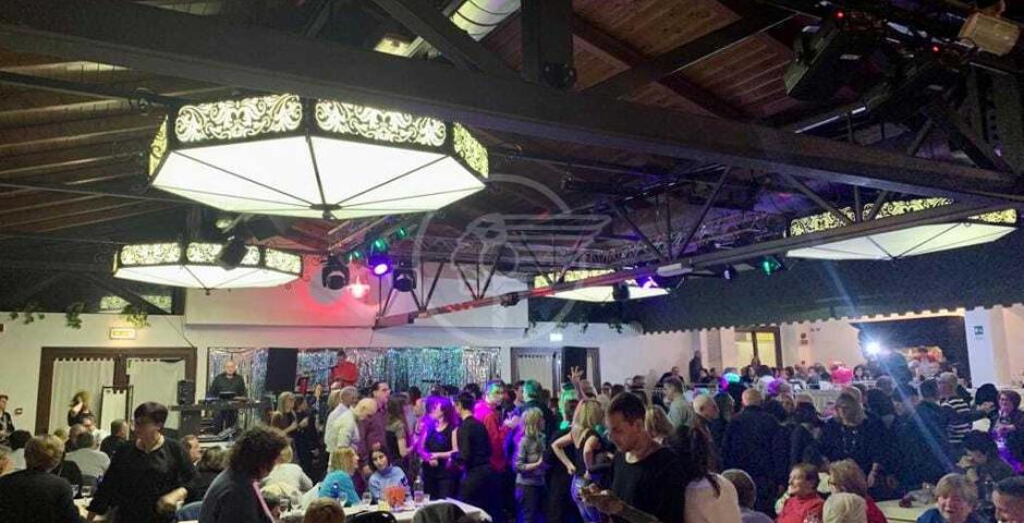 Una bellissima serata la Festa dello scorso sabato sera promossa dall'Associazione Davide Pacassoni Una bellissima serata la Festa dello scorso sabato sera promossa dall'Associazione Davide Pacassoni