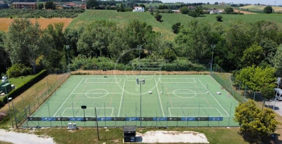 Una nuova Carta dei Servizi degli Impianti Sportivi per cittadini e associazioni sportive Una nuova Carta dei Servizi degli Impianti Sportivi per cittadini e associazioni sportive
