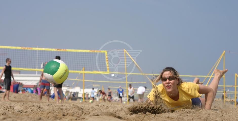 Beachline Festival: i ragazzi dell’Europa si prendono la spiaggia: attese quasi 10mila presenze Beachline Festival: i ragazzi dell’Europa si prendono la spiaggia: attese quasi 10mila presenze