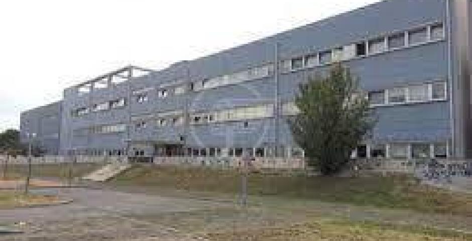 Rete4 indaga in città sul degrado di via Ugo Bassi. Stasera la messa in onda Rete4 indaga in città sul degrado di via Ugo Bassi. Stasera la messa in onda