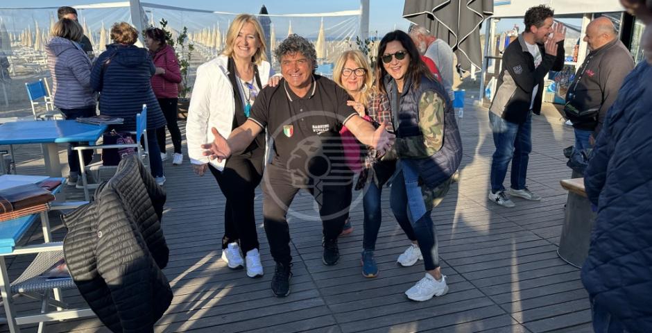 Si è svolta oggi al Bagni Tiky26 la presentazione di GeronimoMagazine numero 54 Si è svolta oggi al Bagni Tiky26 la presentazione di GeronimoMagazine numero 54