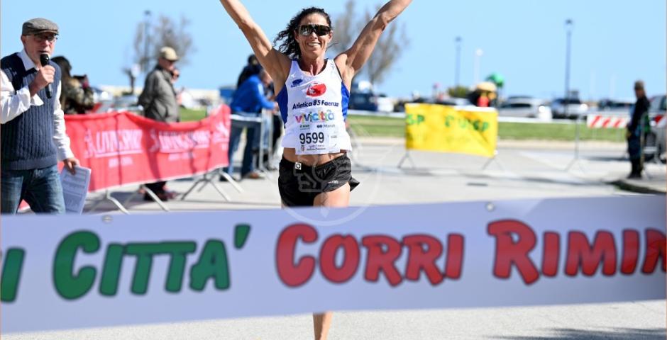 Lorenzo Bugli e Paola Braghiroli vincono la 38esima edizione della Vivicittà-Corri Rimini Lorenzo Bugli e Paola Braghiroli vincono la 38esima edizione della Vivicittà-Corri Rimini