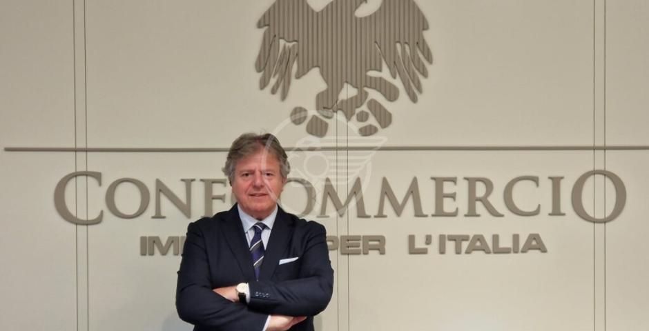 Gianni Indino, presidente Confcommercio: “area ex questura, che prezzo dovrà pagare la città per la riqualificazione della zona?" Gianni Indino, presidente Confcommercio: “area ex questura, che prezzo dovrà pagare la città per la riqualificazione della zona?"