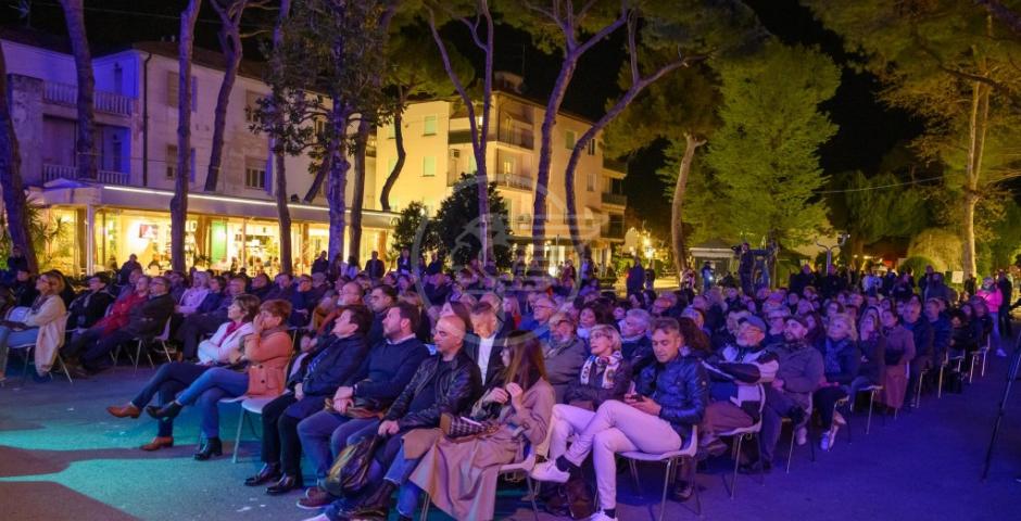 La festa della libertà nella Perla Verde La festa della libertà nella Perla Verde