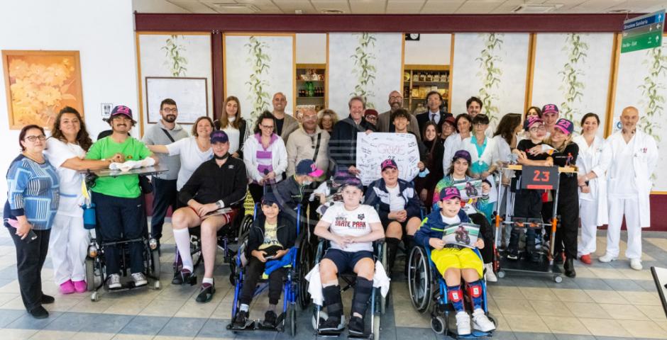 All’Ospedale Sol et Salus è festa grande per la visita di Enea Bastianini All’Ospedale Sol et Salus è festa grande per la visita di Enea Bastianini