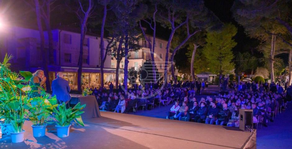 La festa della libertà nella Perla Verde La festa della libertà nella Perla Verde