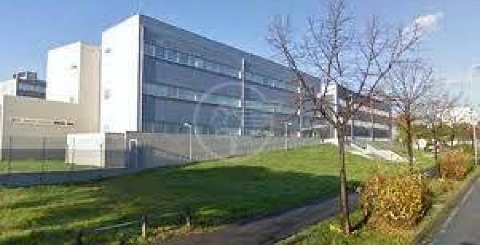 Il futuro dell’area dell’ex Questura di via Bassi al centro del consiglio comunale Il futuro dell’area dell’ex Questura di via Bassi al centro del consiglio comunale