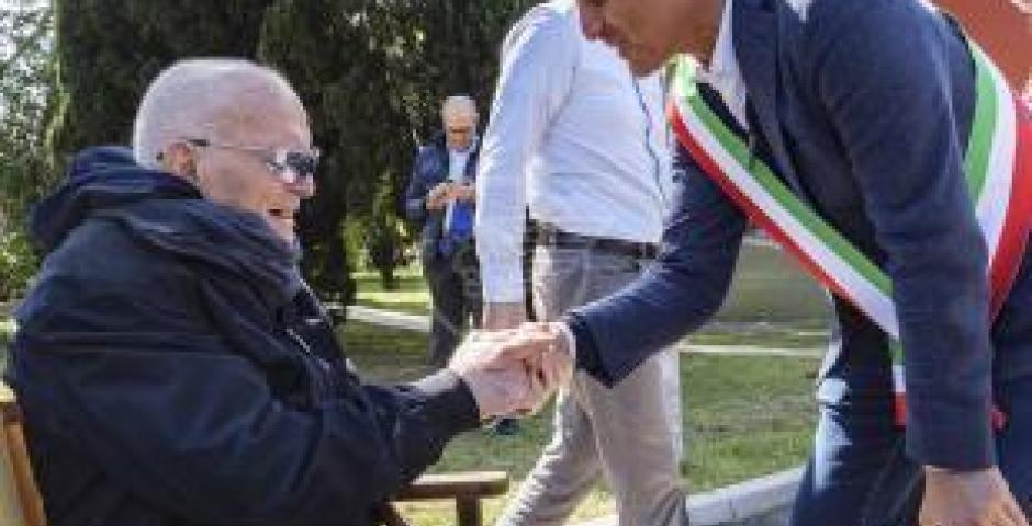 Questa mattina la cerimonia di intitolazione del giardino porterà il nome del giornalista Marco Magalotti Questa mattina la cerimonia di intitolazione del giardino porterà il nome del giornalista Marco Magalotti