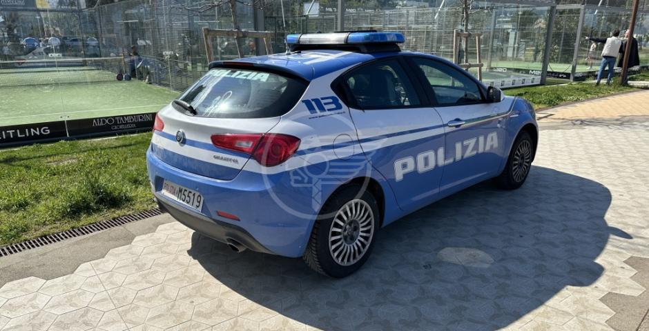 Evade dai domiciliari e viene rintracciato all’interno di una sala slot: arrestato dalla Polizia di Stato Evade dai domiciliari e viene rintracciato all’interno di una sala slot: arrestato dalla Polizia di Stato