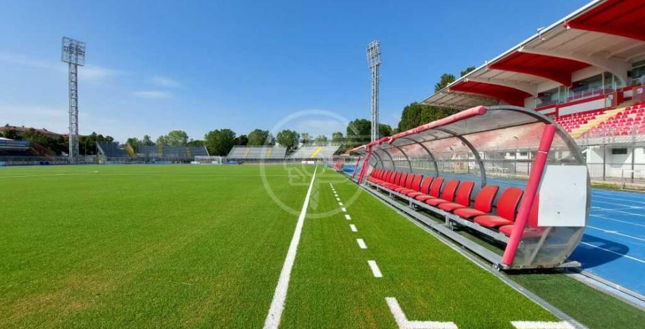 Angelini (3V): "Palcoscenici e introiti hanno sfrattato dal Neri gli atleti" Angelini (3V): "Palcoscenici e introiti hanno sfrattato dal Neri gli atleti"