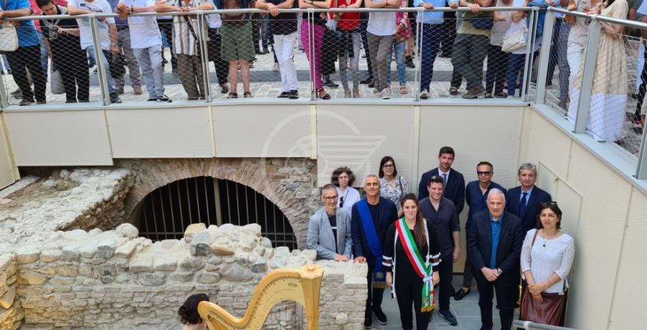 Inaugurato il restauro della Casamatta e di piazza Balacchi alla presenza dell’assessore regionale Corsini Inaugurato il restauro della Casamatta e di piazza Balacchi alla presenza dell’assessore regionale Corsini