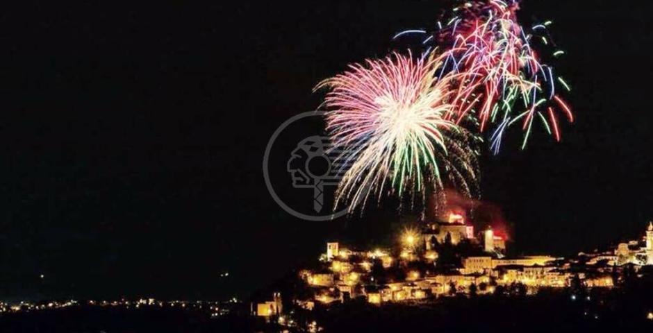 Notte Rosa alla Rocca di Verucchio, venerdì 7 luglio picnic e spettacolo gratuito Notte Rosa alla Rocca di Verucchio, venerdì 7 luglio picnic e spettacolo gratuito