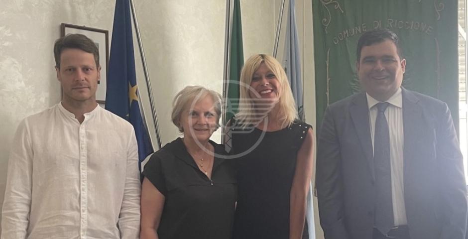 Vannucci, Villa e Santi dal commissario. Petizione a Visit per abolire la Notte Rosa Vannucci, Villa e Santi dal commissario. Petizione a Visit per abolire la Notte Rosa