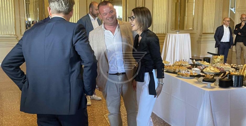 Presentata questa mattina al Teatro Galli la nuova Rimini Calcio, con a capo la Presidente Stefania Di Salvo Presentata questa mattina al Teatro Galli la nuova Rimini Calcio, con a capo la Presidente Stefania Di Salvo