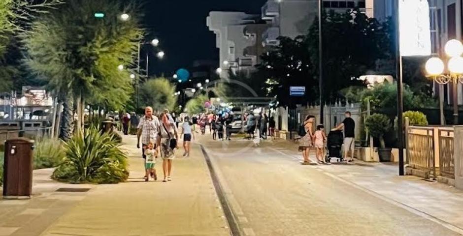 Benaglia: "Contro la crisi delle periferie, la politica ci restituisca i Quartieri" Benaglia: "Contro la crisi delle periferie, la politica ci restituisca i Quartieri"
