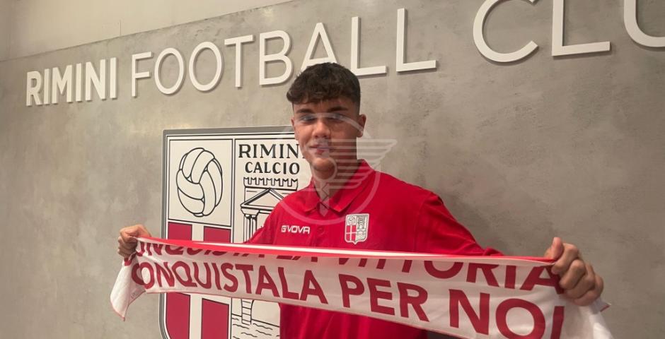 Calcio. Il Rimini FC annuncia che l'attaccante Alessandro Selvini è un nuovo giocatore biancorosso Calcio. Il Rimini FC annuncia che l'attaccante Alessandro Selvini è un nuovo giocatore biancorosso
