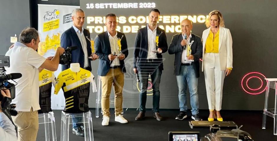 Taglio del nastro per Italian Bike Festival. Piccioni: "La città scenario ideale per gli appassionati della bici"  Taglio del nastro per Italian Bike Festival. Piccioni: "La città scenario ideale per gli appassionati della bici"