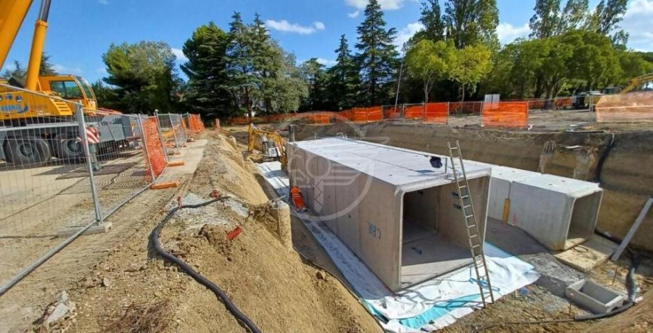Avanza il cantiere per la realizzazione del sottopasso carrabile che consentirà il collegamento diretto di via Euterpe con via della Repubblica Avanza il cantiere per la realizzazione del sottopasso carrabile che consentirà il collegamento diretto di via Euterpe con via della Repubblica