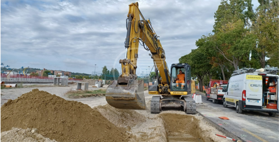 Avanza il cantiere per la realizzazione del sottopasso carrabile che consentirà il collegamento diretto di via Euterpe con via della Repubblica Avanza il cantiere per la realizzazione del sottopasso carrabile che consentirà il collegamento diretto di via Euterpe con via della Repubblica