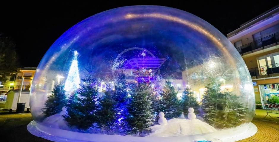 Il Natale è Energy Christmas: villaggio, pista di ghiaccio e snow globe, con tanti eventi e il Presepe di Sabbia Il Natale è Energy Christmas: villaggio, pista di ghiaccio e snow globe, con tanti eventi e il Presepe di Sabbia