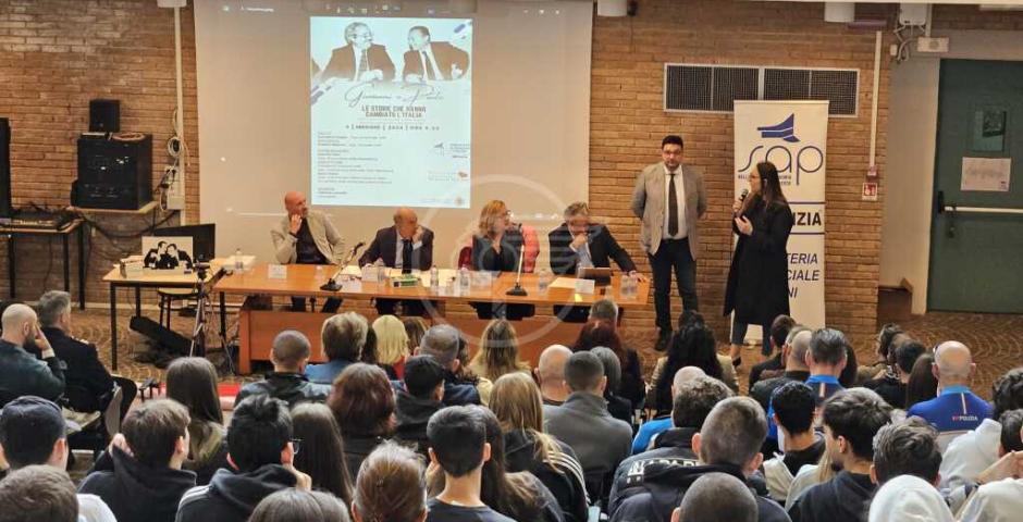 Celebrato dal Sindacato Autonomo di Polizia il Memorial Day a Novafeltria Celebrato dal Sindacato Autonomo di Polizia il Memorial Day a Novafeltria