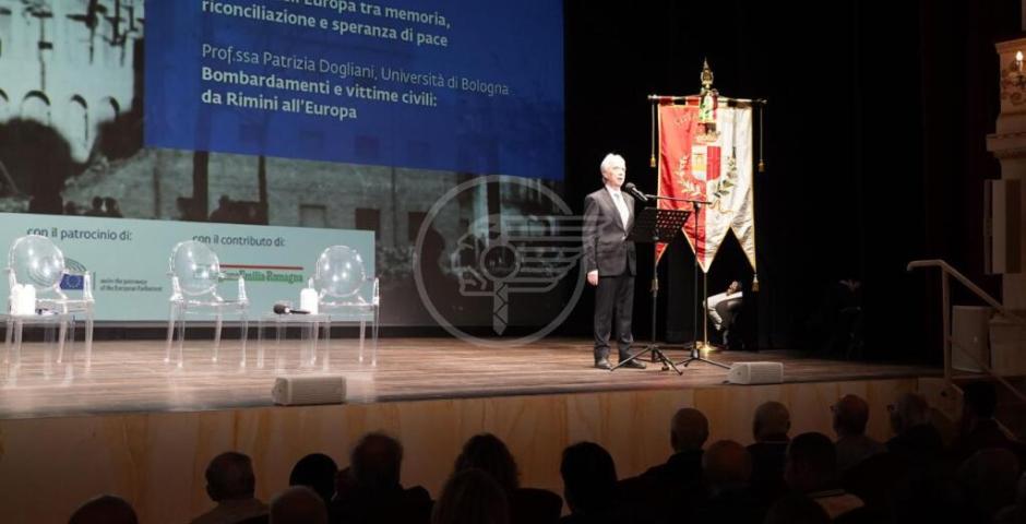 Rimini celebra l’80° Anniversario della Liberazione della città. La deposizione della corona alla lapide di Piazza Cavour, che ricorda i Caduti Rimini celebra l’80° Anniversario della Liberazione della città. La deposizione della corona alla lapide di Piazza Cavour, che ricorda i Caduti