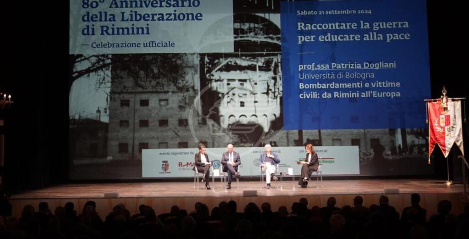 Rimini celebra l’80° Anniversario della Liberazione della città. La deposizione della corona alla lapide di Piazza Cavour, che ricorda i Caduti Rimini celebra l’80° Anniversario della Liberazione della città. La deposizione della corona alla lapide di Piazza Cavour, che ricorda i Caduti