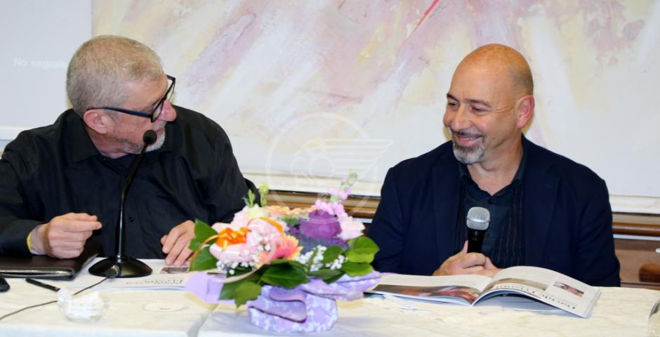 Presentato il numero 70 di GeronimoMagazine nella sala congressi dell'Hotel Vienna Ostenda Presentato il numero 70 di GeronimoMagazine nella sala congressi dell'Hotel Vienna Ostenda