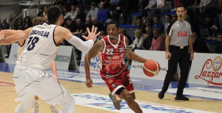 Basket. La capolista Rbr non si ferma più. passa anche in trasferta contro Gruppo Orzinuovi (81-98) ora è cinque su cinque Basket. La capolista Rbr non si ferma più. passa anche in trasferta contro Gruppo Orzinuovi (81-98) ora è cinque su cinque