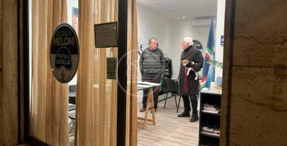 Pullè: "Piena solidarietà ai due attivisti di Fdi aggrediti nel loro ufficio" Pullè: "Piena solidarietà ai due attivisti di Fdi aggrediti nel loro ufficio"