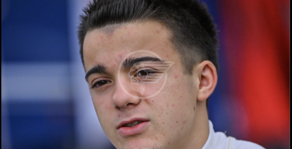 E’ pilota Porsche, Ferrari e Mercedes, ma ha solo 16 anni. Estoril (Portogallo) esordio per Giacomo Pedrini nel campionato Supercar iberico su Mercedes AMG GT4 E’ pilota Porsche, Ferrari e Mercedes, ma ha solo 16 anni. Estoril (Portogallo) esordio per Giacomo Pedrini nel campionato Supercar iberico su Mercedes AMG GT4