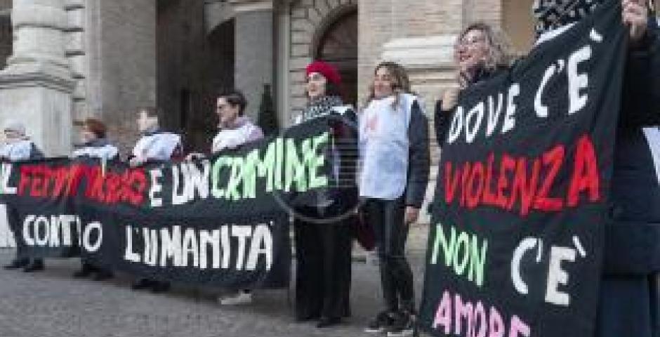 Rimini “accende” le luci sulla città Rimini “accende” le luci sulla città