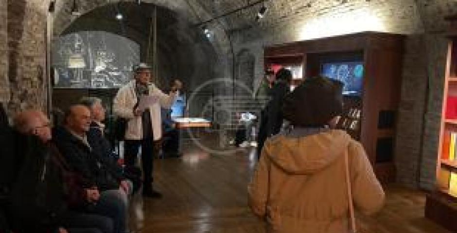 Ciceroni al Fellini Museum: le persone della terza età diventano guide culturali per i loro coetanei grazie a un innovativo progetto comunale Ciceroni al Fellini Museum: le persone della terza età diventano guide culturali per i loro coetanei grazie a un innovativo progetto comunale