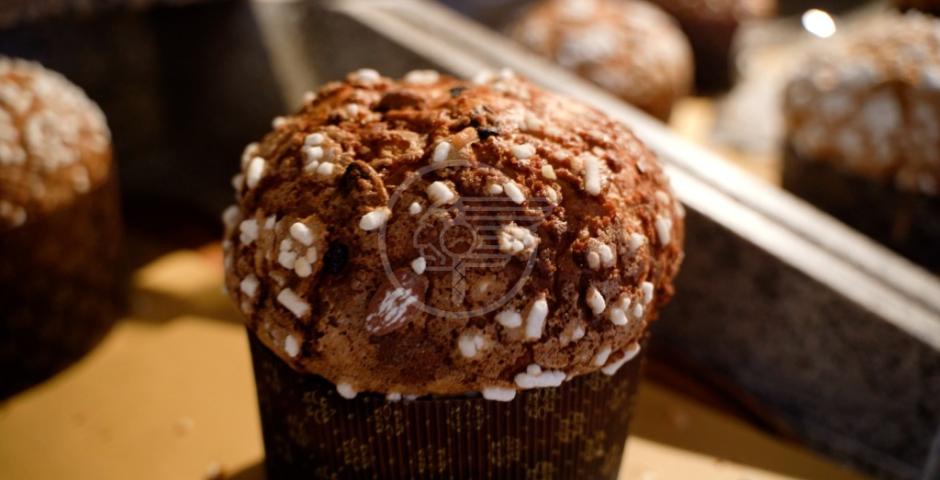 Il panettone artigianale della pasticceria Il Duomo, vince la gara annuale organizzata per il sesto dal ristorante L'Artrov Il panettone artigianale della pasticceria Il Duomo, vince la gara annuale organizzata per il sesto dal ristorante L'Artrov