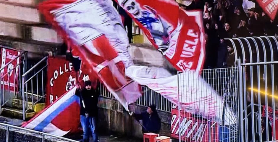 Calcio Serie C - L'ex Parigi con una doppietta punisce il Campobasso e regala una grande vittoria al Rimini al "Molinari" (1 a 2) Calcio Serie C - L'ex Parigi con una doppietta punisce il Campobasso e regala una grande vittoria al Rimini al "Molinari" (1 a 2)