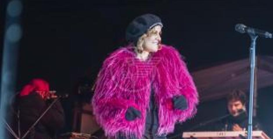 Irene Grandi e Kelly Joyce hanno acceso piazza Malatesta e dato il via ufficiale alla tre giorni del Capodanno più lungo del mondo Irene Grandi e Kelly Joyce hanno acceso piazza Malatesta e dato il via ufficiale alla tre giorni del Capodanno più lungo del mondo