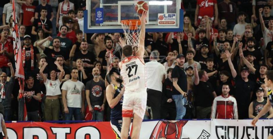 Basket - Rbr vince ancora al Flaminio mettendo sotto Reale Mutua Torino (80-85) Basket - Rbr vince ancora al Flaminio mettendo sotto Reale Mutua Torino (80-85)