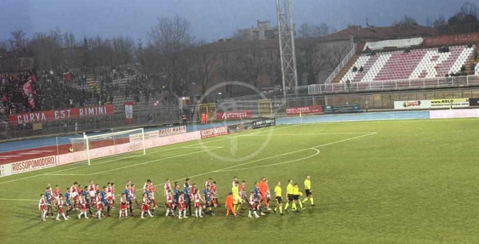 Calcio. Rimini e Perugia due goal in un minuto, poi tante occasioni gettate al vento. Alla fine è 1 a 1 Calcio. Rimini e Perugia due goal in un minuto, poi tante occasioni gettate al vento. Alla fine è 1 a 1
