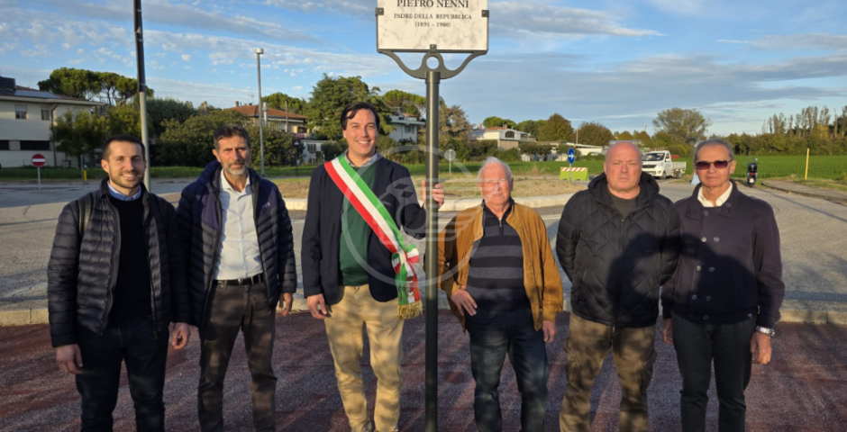 Si sono svolte le cerimonie di intitolazione della rotonda dedicata a Pietro Nenni e del giardino dedicato ad Anna Kuliscioff Si sono svolte le cerimonie di intitolazione della rotonda dedicata a Pietro Nenni e del giardino dedicato ad Anna Kuliscioff