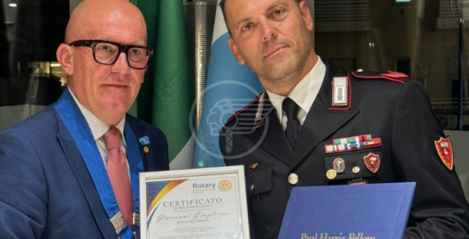 Il Rotary Club Perla Verde premia due esempi di coraggio e amore con il riconoscimento “Amico di Paul Harris” Il Rotary Club Perla Verde premia due esempi di coraggio e amore con il riconoscimento “Amico di Paul Harris”