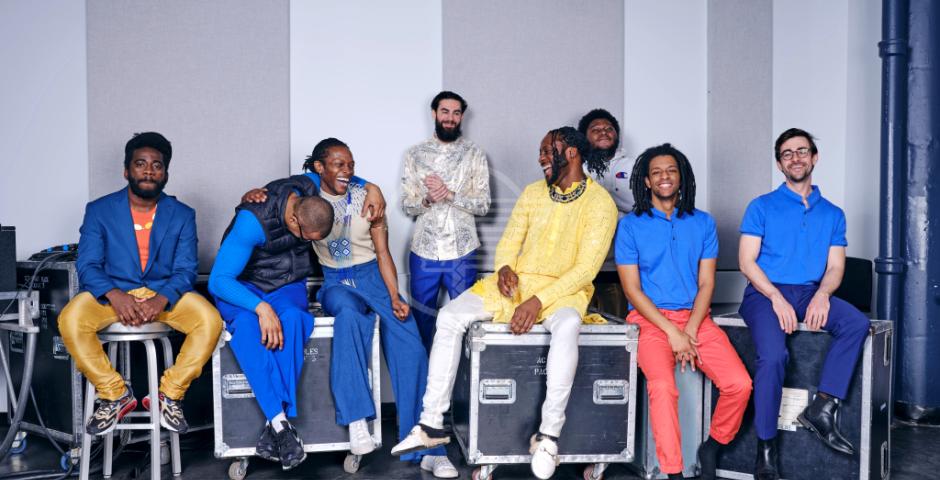 Viva Riccione. Il tuo Natale al mare. Pista di pattinaggio, ruota panoramica, mercatini, il grande albero e gli spettacoli di Servillo, Cevoli e The Kolors Viva Riccione. Il tuo Natale al mare. Pista di pattinaggio, ruota panoramica, mercatini, il grande albero e gli spettacoli di Servillo, Cevoli e The Kolors